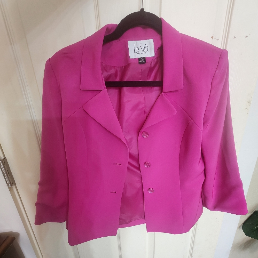 Blazer - Picture 2 of 3